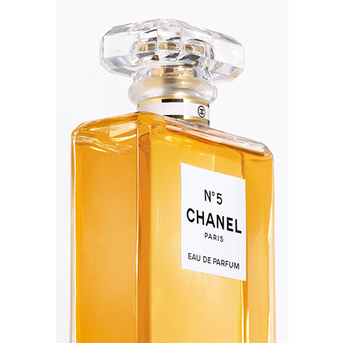 Nº5 CHANEL: La esencia misma de la feminidad - Nº5 CHANEL