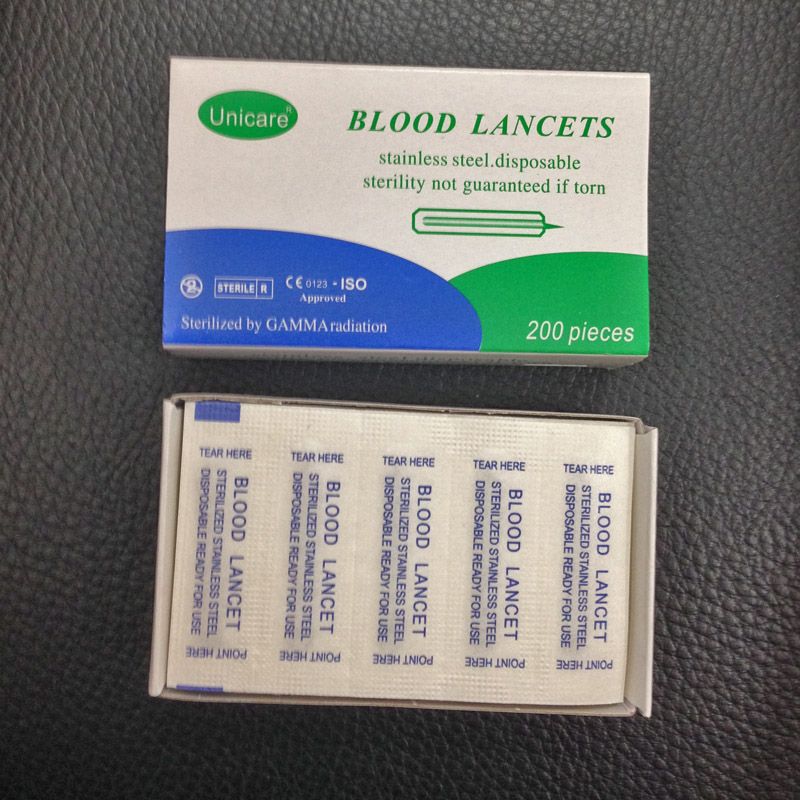 Dao rạch mụn hộp 200 cái