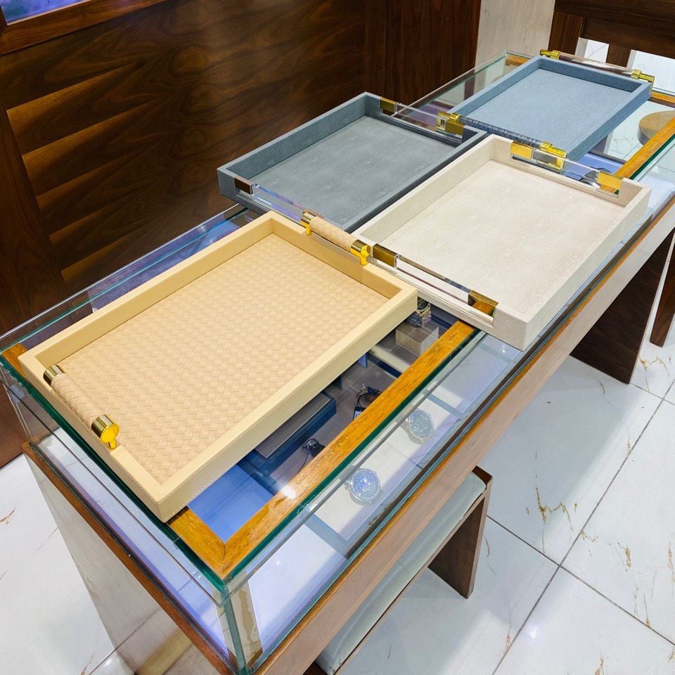 Mâm da lưu trữ đồng hồ đeo tay - Khay đựng đồng hồ đeo tay