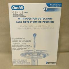 Bàn chải đánh răng điện Oral-B Genius Professional Exclusive Bluetooth (bản nha sĩ)