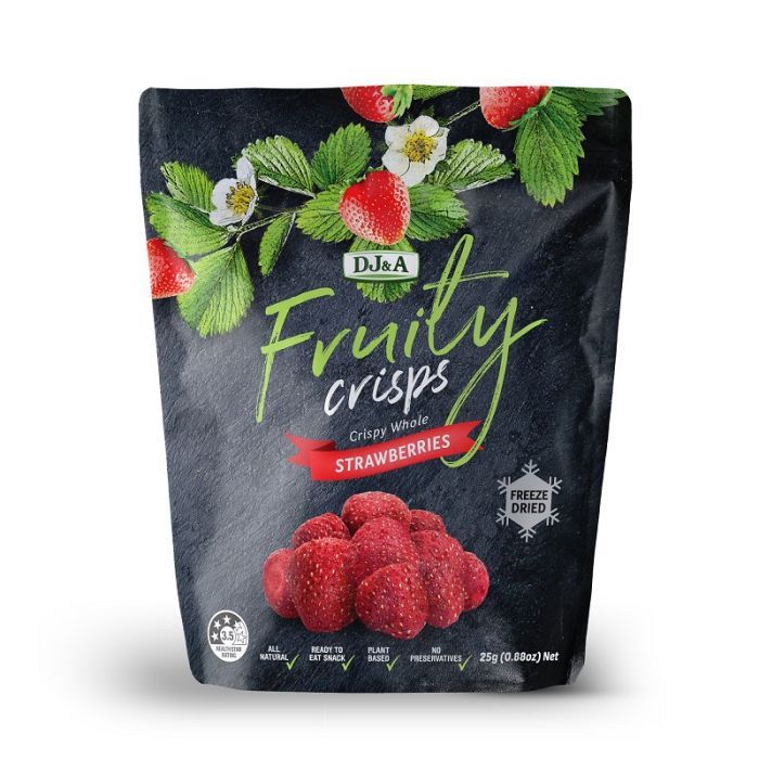Dâu tây sấy giòn DJ & A Fruily Crisps Strawberry túi 25g của Úc