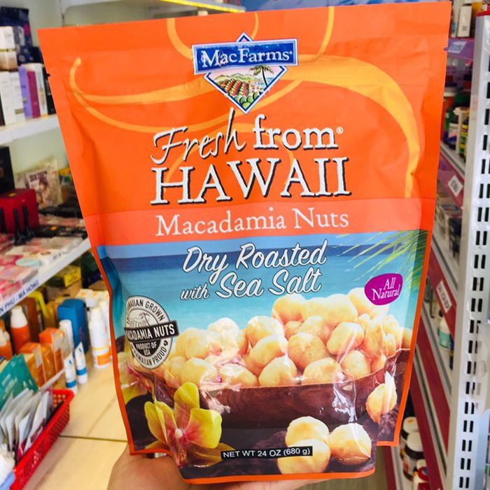 Hạt mắc ca bóc vỏ rang muối Fresh From Hawaii Macadamia Nuts 680g của Mỹ