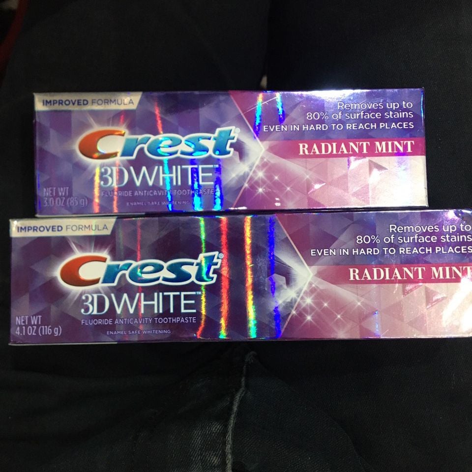 Kem đánh răng Crest 3D white Radiant Mint 116g của Mỹ