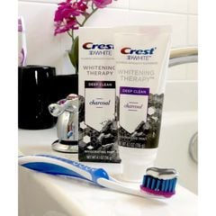 Kem đánh răng Crest 3D White Charcoal Invigorating Mint 116g