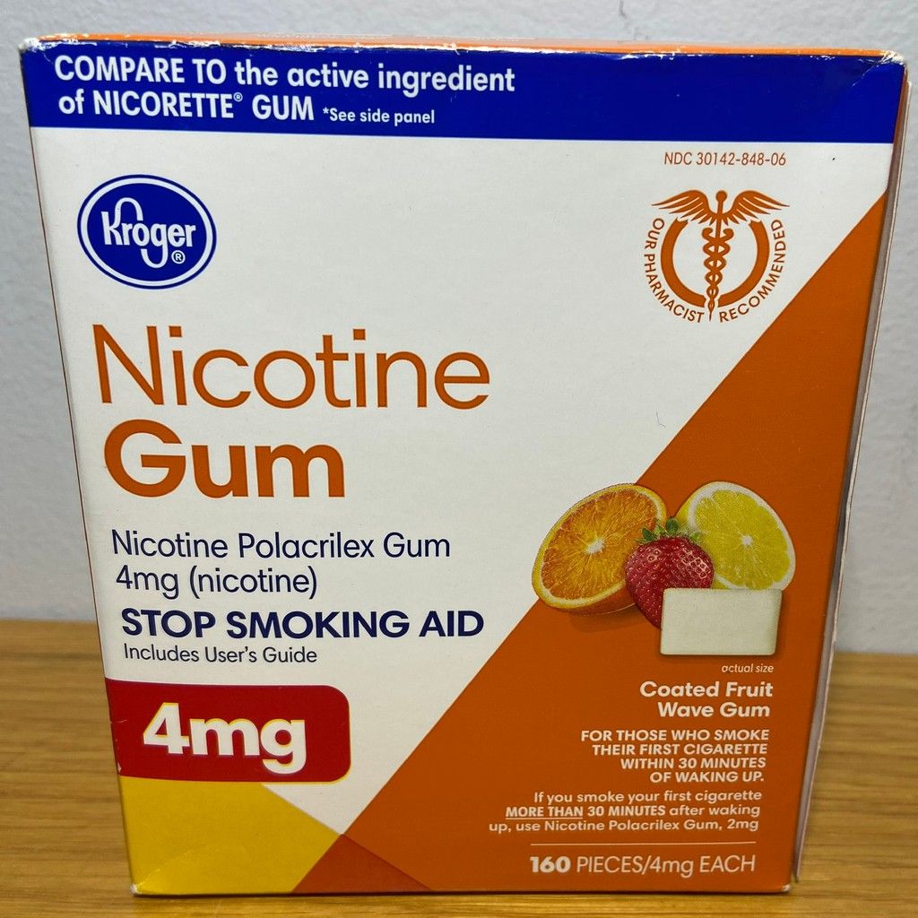 Kẹo cai thuốc lá Nicorette 4mg vị trái cây hộp 160 viên