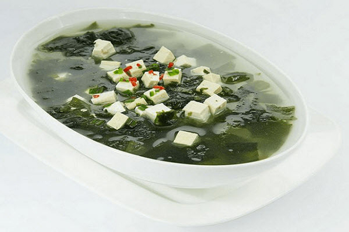 CANH RONG BIỂN NẤU ĐẬU HỦ NON TƯƠI MÁT GIẢI NHIỆT