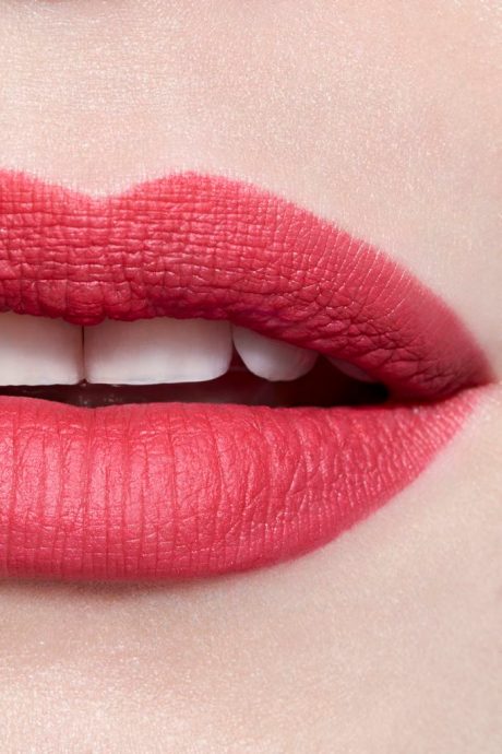 Chanel Rouge Allure Red Velvet Lipstick 70 Unique  Hogies