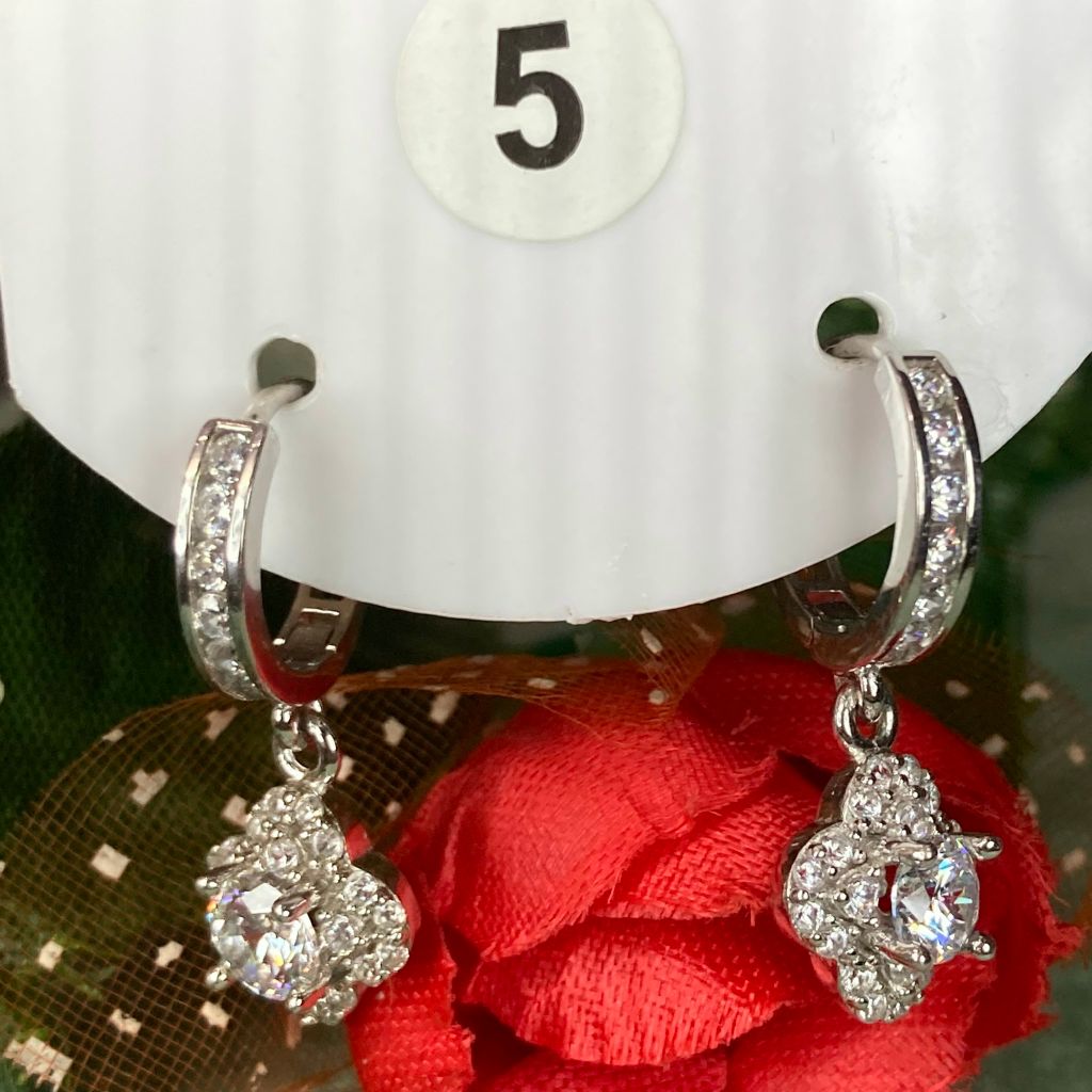Bông tai bạc ý xi kim số 5, đá CZ Moissanite 4.5 mm