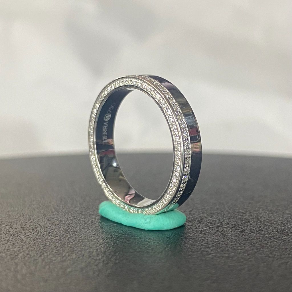 (Đã Bán) Nhẫn vàng trắng 18k 750 kim cương thiên nhiên tấm hơn 0,5 carat trắng sạch đẹp, ni tay 12, tlv 1,536 chỉ, thanh lý