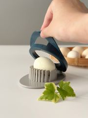 Dụng Cụ Cắt Trứng Benchusch
