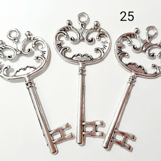 2 Khung kim loại đổ Resin loại lớn