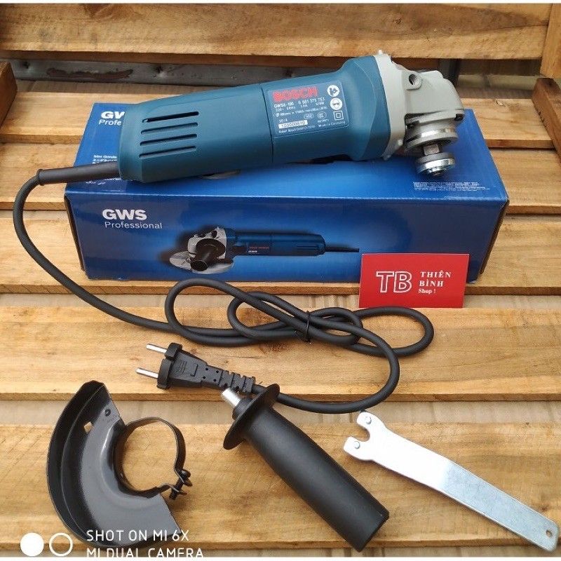 Máy mài góc Bosch cầm tay 710W