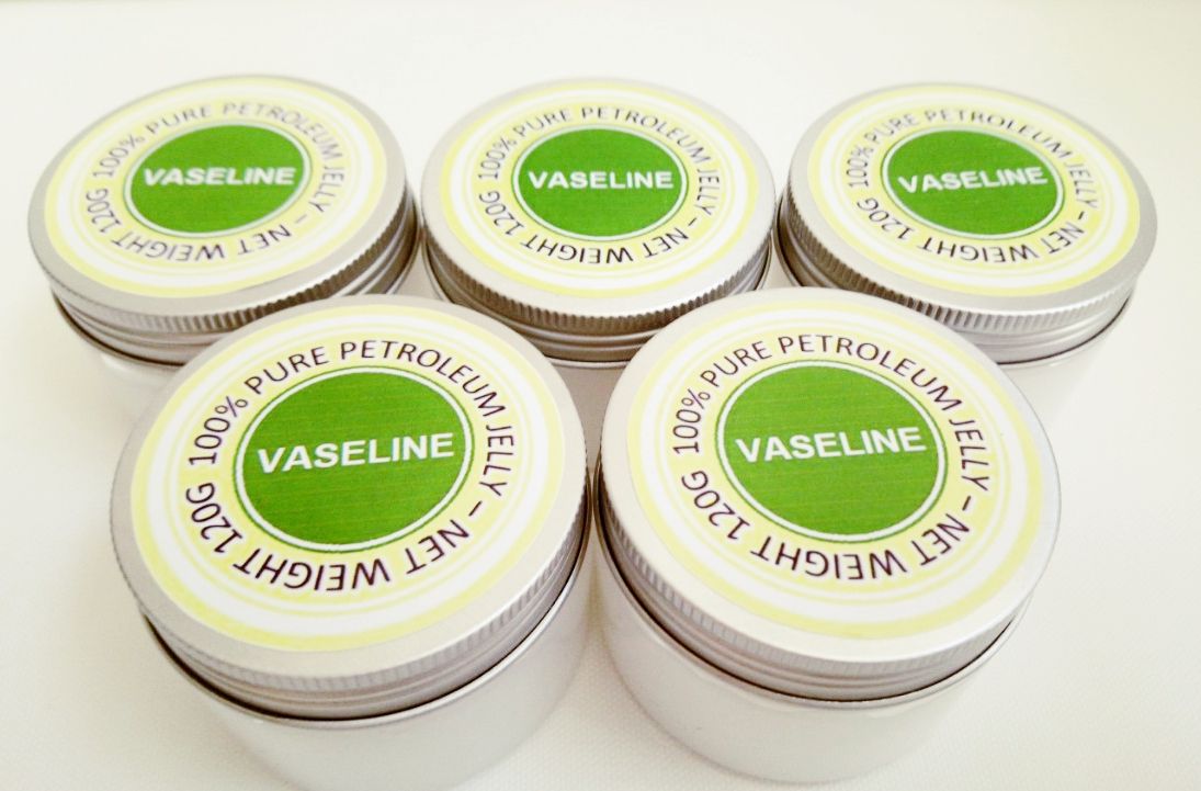 Vaseline bôi chống dính khuôn