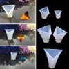 Khuôn resin chóp đáy tam giác