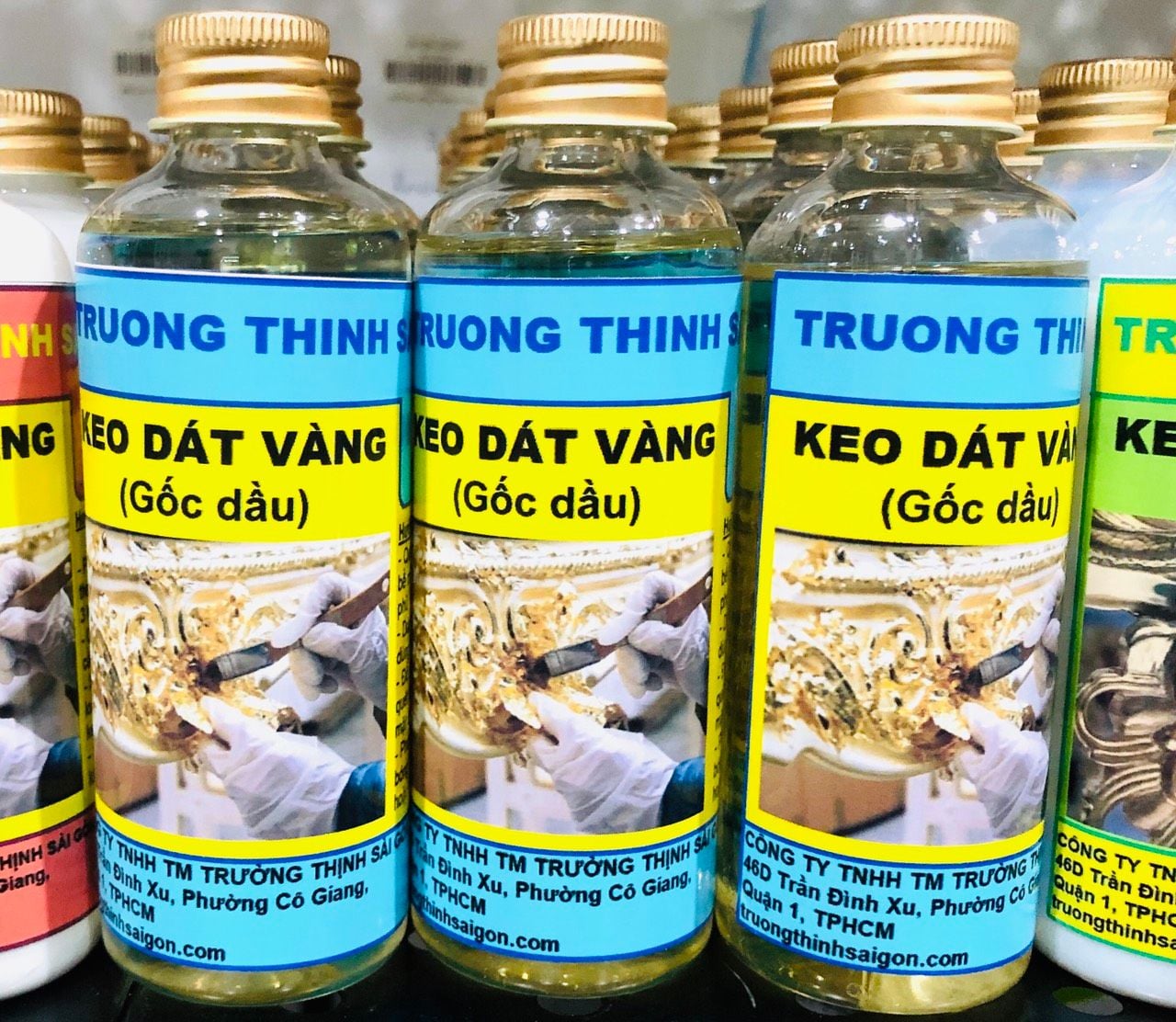 Keo dát vàng gốc dầu