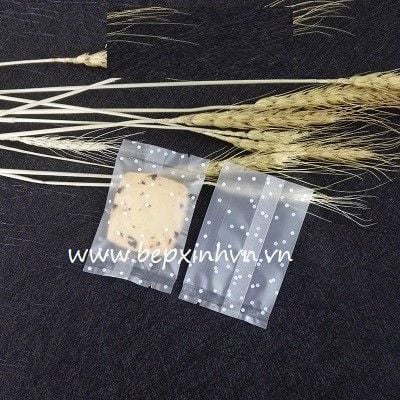 Túi trung thu hàn nhựa mờ chấm bi 50g-80g-100g