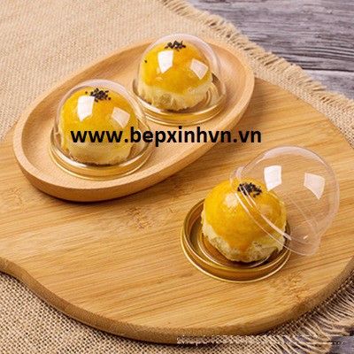 Hộp nhựa đựng bánh tròn đế vàng 80g XY68S (lốc 50)