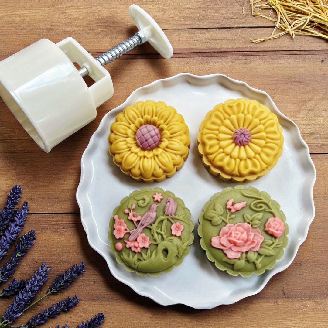 Khuôn trung thu lò xo 200g 4 mặt hoa hồng, hướng dương
