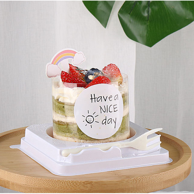 Hộp nhựa nắp trong đựng bánh kèm nĩa lõi tròn