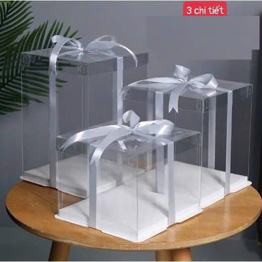 Hộp đựng bánh kem nhựa trong 31.5x18cm.