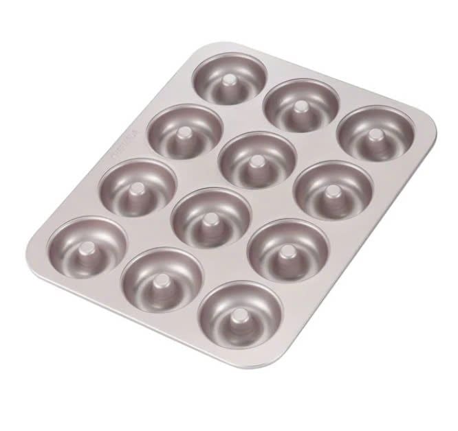 Khuôn 12 bánh donut chống dính Chefmade WK9225