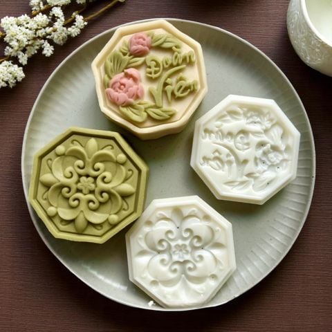 Khuôn trung thu lò xo 2 mặt 150g Đoàn viên