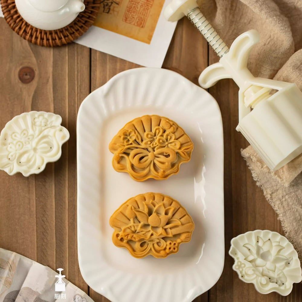 Khuôn trung thu 50g 2 mặt Quạt và Hoa Sen