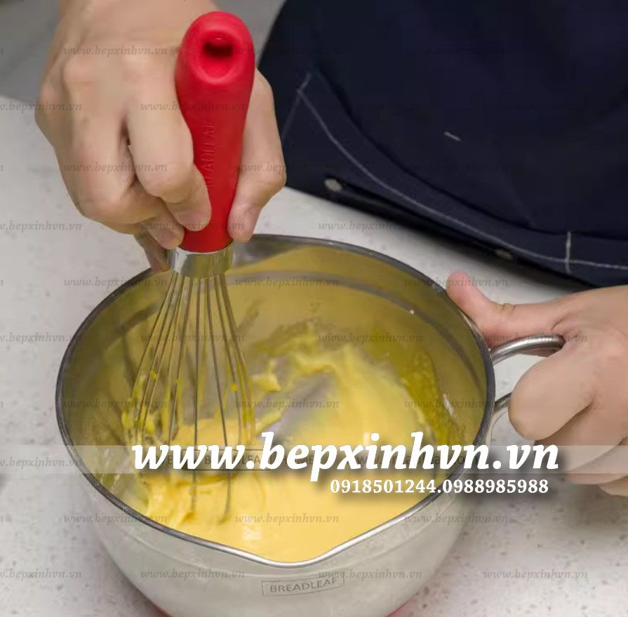 Phới đánh trứng, bột 29cm cán đỏ Breadleaf