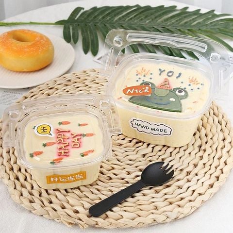 Hộp đựng bánh nhựa trong quai xách HY091.