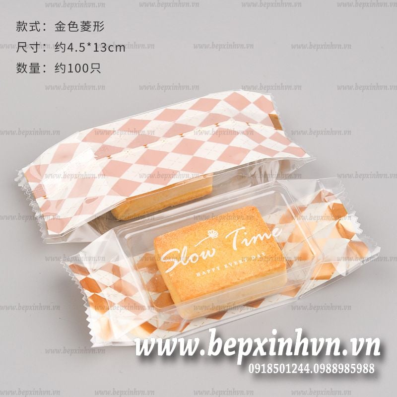 Túi bánh dứa caro cam