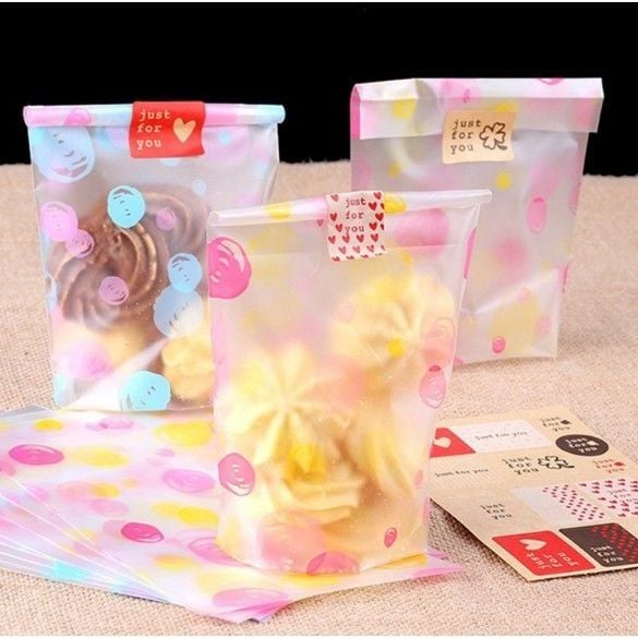 Túi bánh kẹo nhựa mờ bong bóng