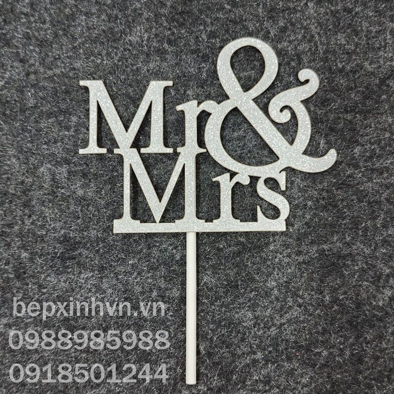 Ghim trang trí bánh kem chữ Mr & Mrs số 2