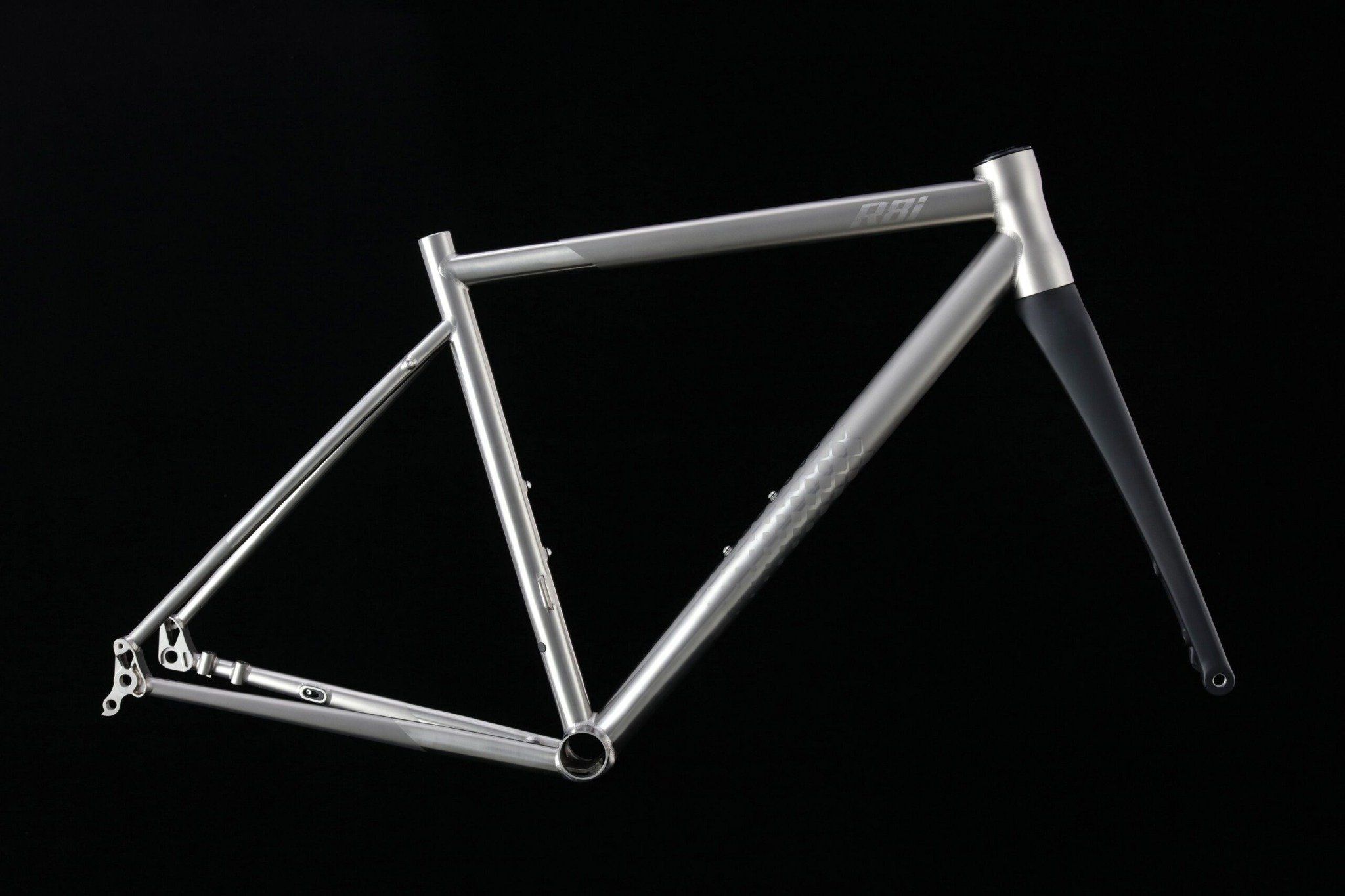 Khung sườn xe đạp Titanium Road 2024 HLR8I từ Hi Light (Chính hãng, bảo hành 5 năm)