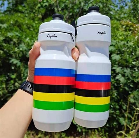  Bình nước xe đạp Rapha Rainbow 610 / 710ml 