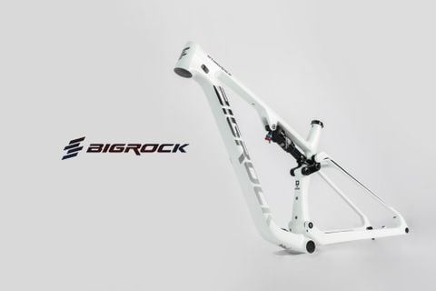  Sườn xe đạp carbon BigRock 2 phuộc full suspension - Trắng 