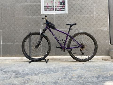  Chống dựng xe đạp L ST014 