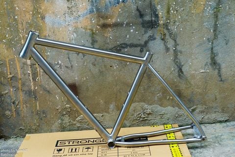  Sườn xe đạp gravel titanium 27.5 / 700c 