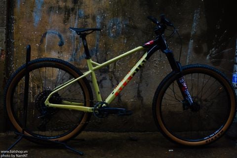  Xe đạp MTB Marin San Quentin group SRAM GX Lunar 