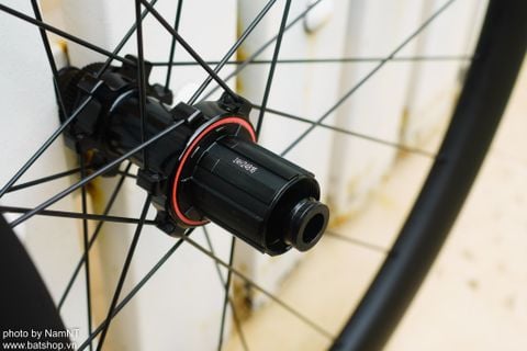  Bộ bánh xe đạp gravel carbon Hunt 35 700c 12x100 / 12x142 