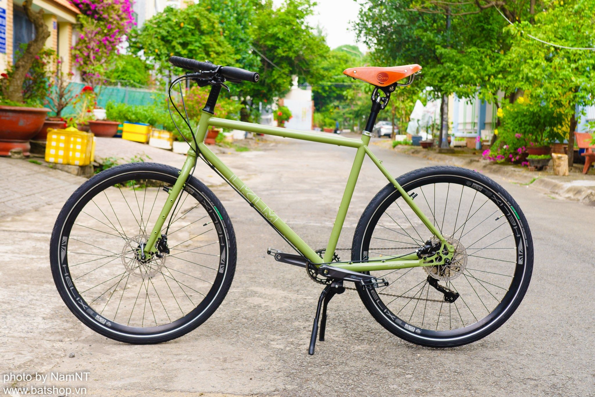 Xe đạp touring LKLM 318