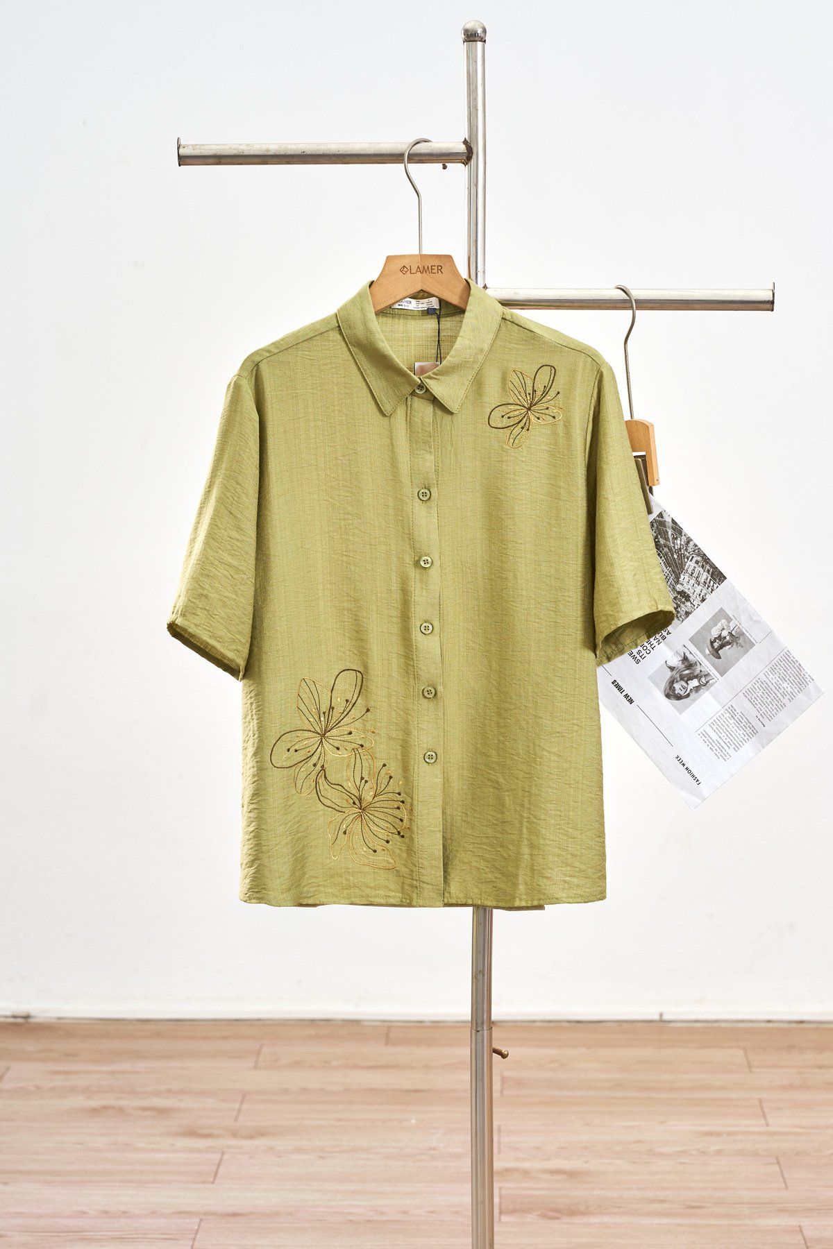 Áo sơ mi thêu ngực - B61H25H004