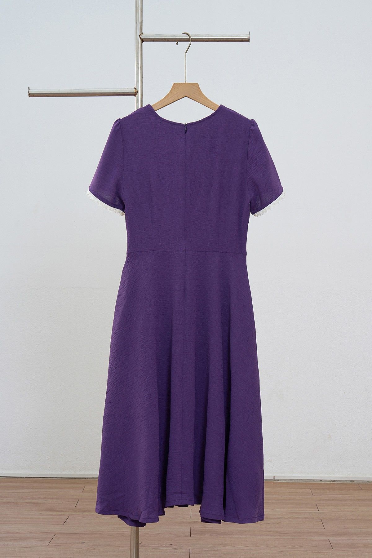 Đầm xòe cut out ngực - B63L24H011