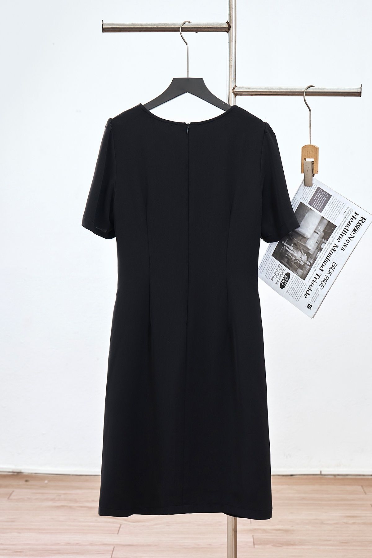 Đầm suông A đính đá - B63R25Q004