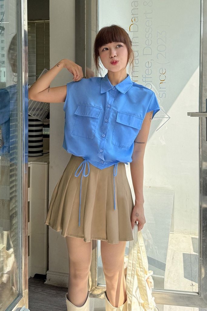 Áo sơ mi croptop vai chờm túi ốp - H61H24H001