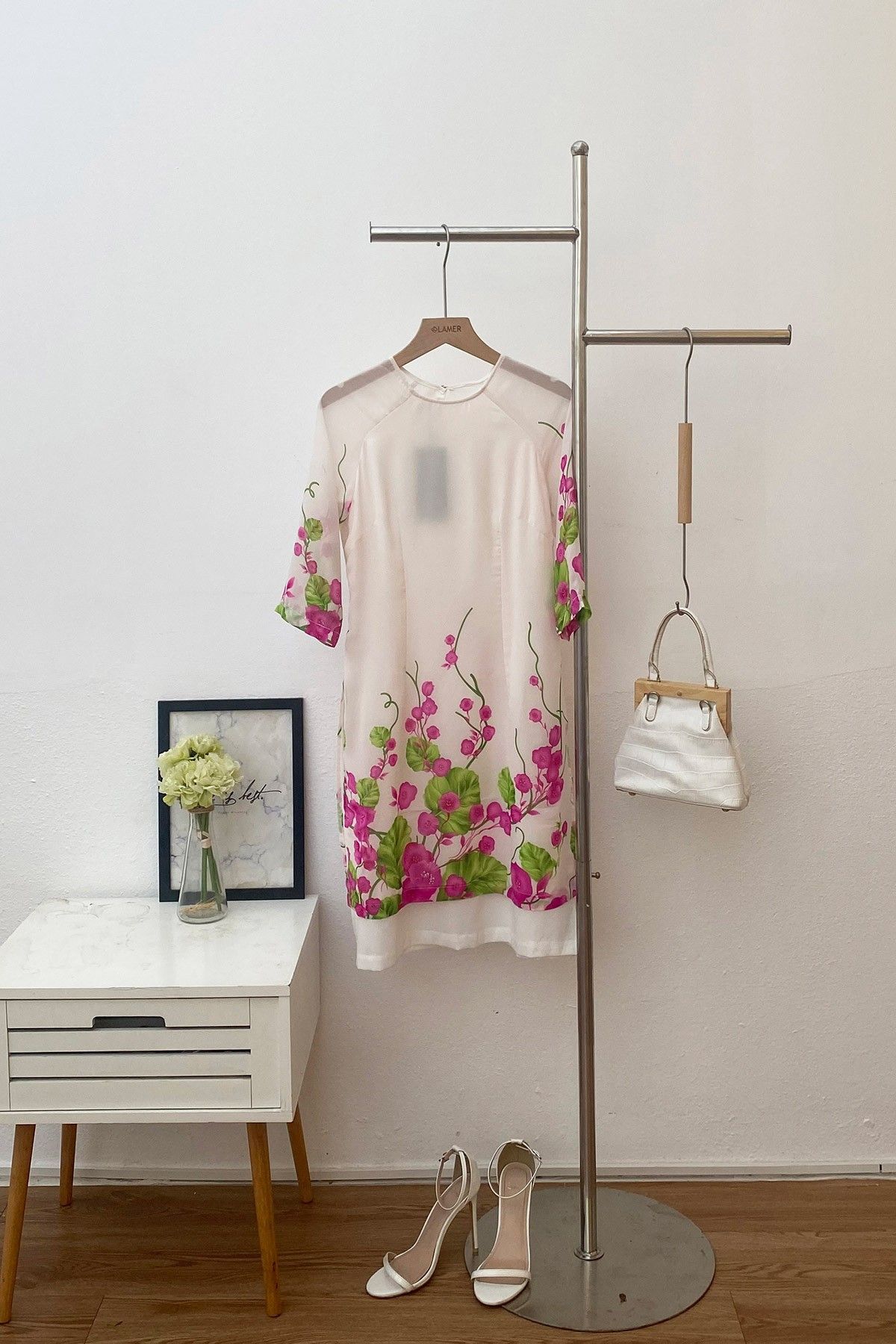 áo nữ dáng dài cách tân - L61A17T023