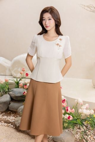 Áo nhún ngực đính hoa - L61B25H006