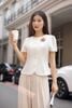 áo cổ tròn hoa ngực - L61H24Q010