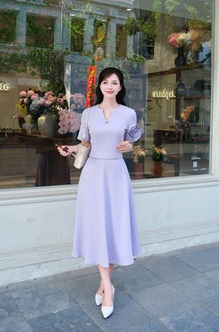 Áo croptop; hoa tay áo - L61R25Q021
