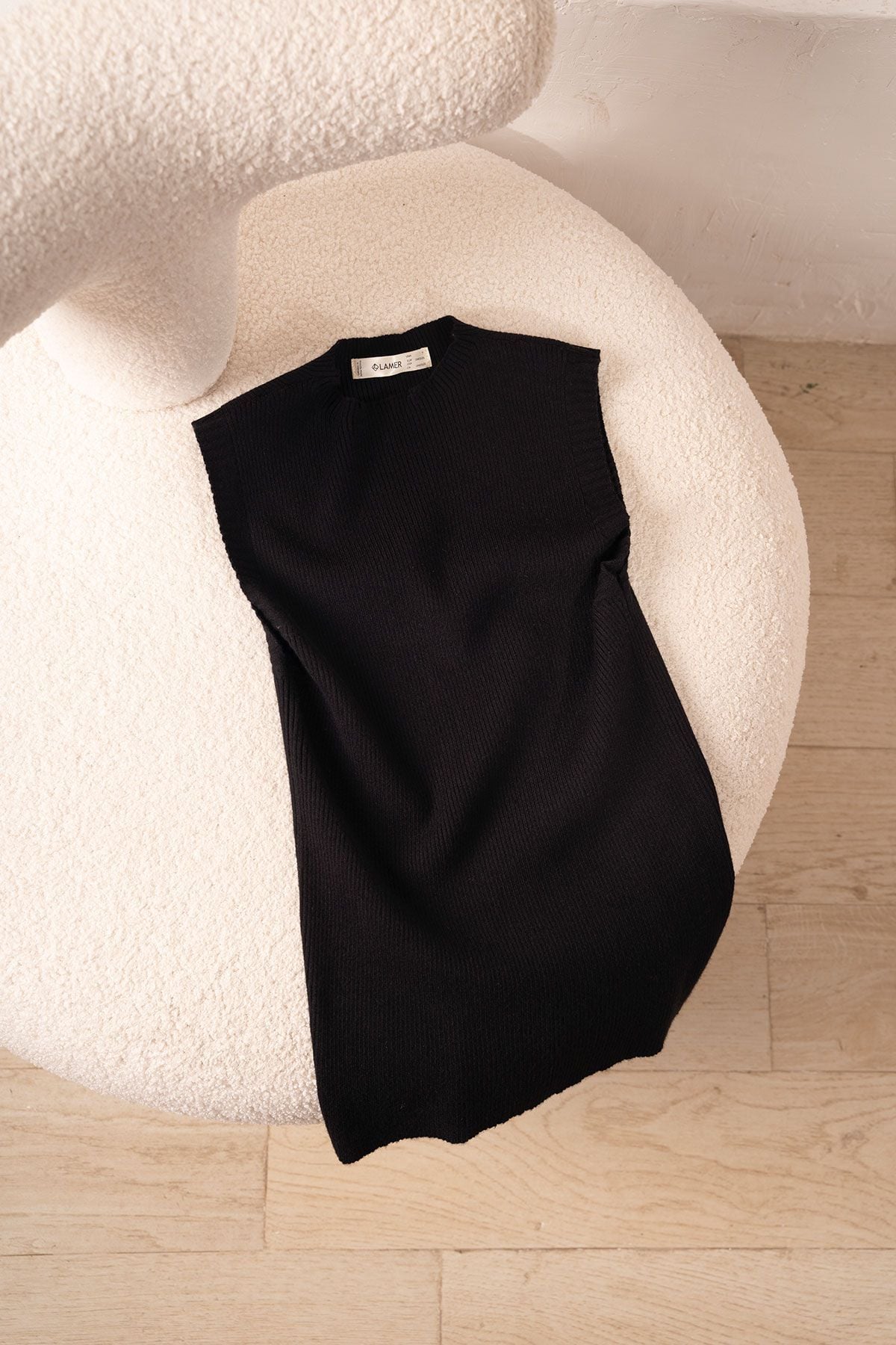 áo len gân sát nách cổ leo - L61W21T021