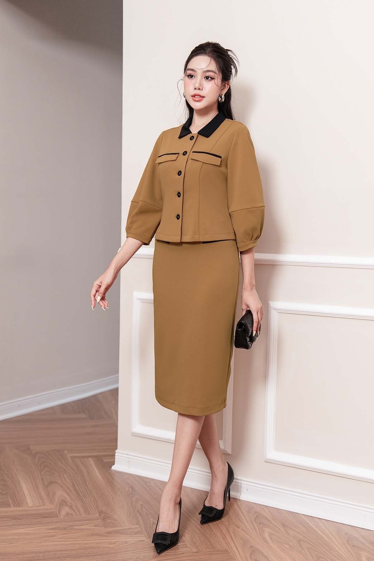 Chân váy ôm cạp V - L62F23Q016